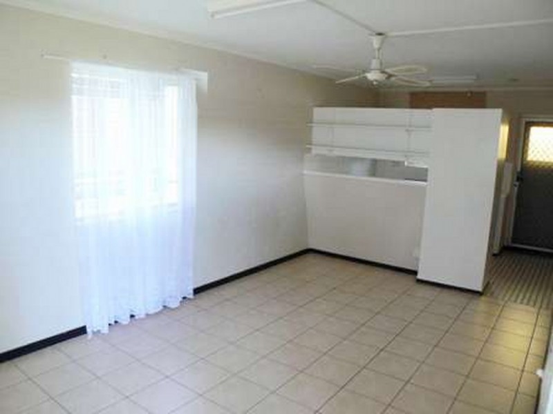 1/5 McKean, Scarness QLD 4655