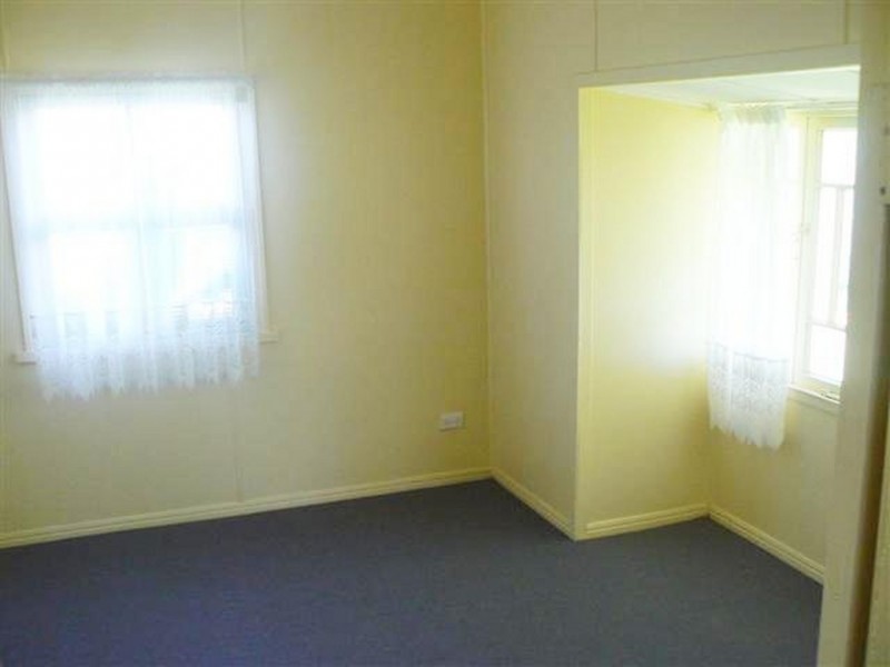 54 Taylor, Pialba QLD 4655