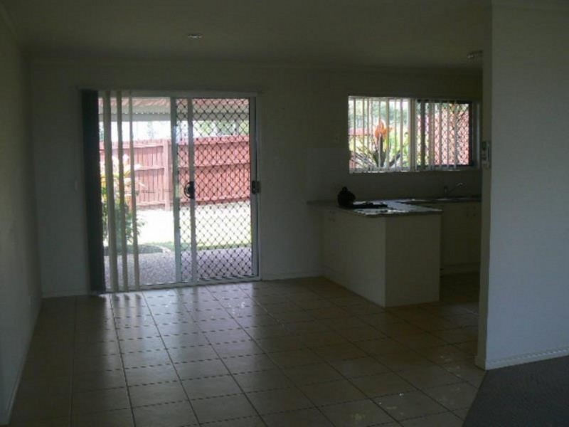 22 Picadilly Circuit, Urraween QLD 4655