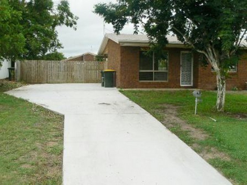 27 Greenway, Pialba QLD 4655