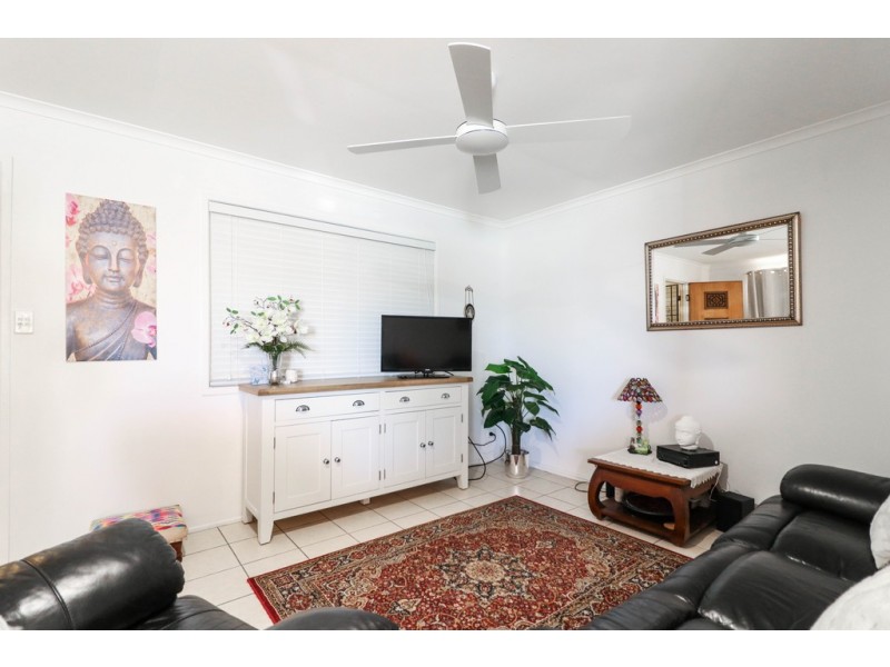 9 Kuruman Street, Scarness QLD 4655