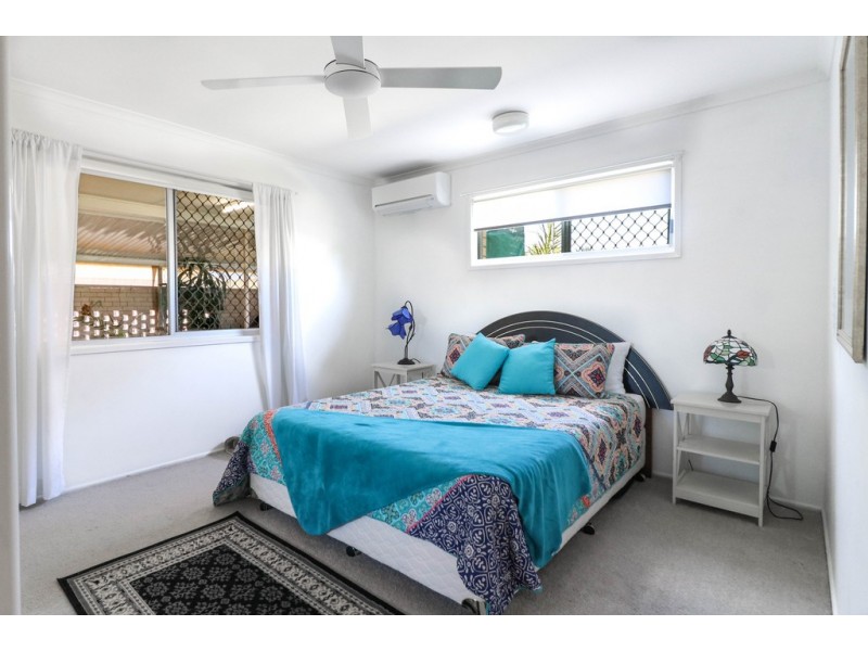 9 Kuruman Street, Scarness QLD 4655