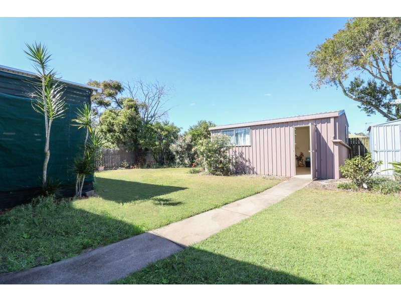 9 Kuruman Street, Scarness QLD 4655