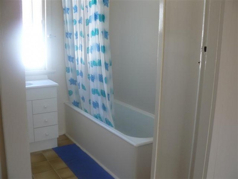 4 VIEW, Torquay QLD 4655