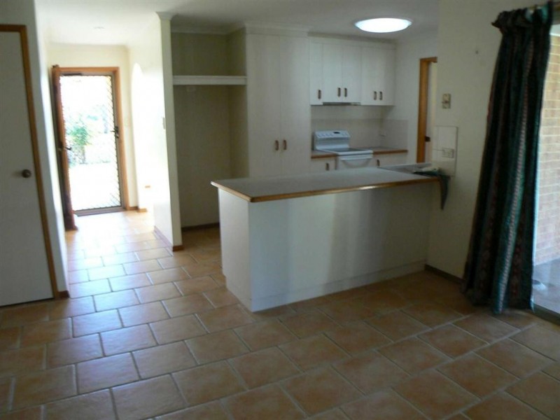 4 Rhys Court, Torquay QLD 4655