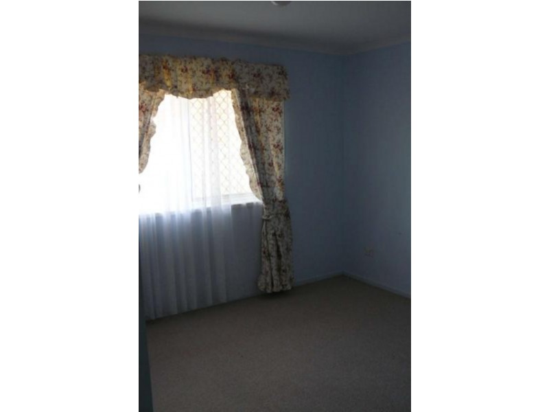 8 St Andrews Dr, Pialba QLD 4655
