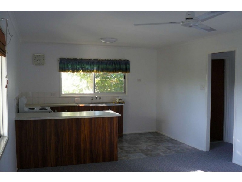 unit 2/238 Esplanade, Pialba QLD 4655