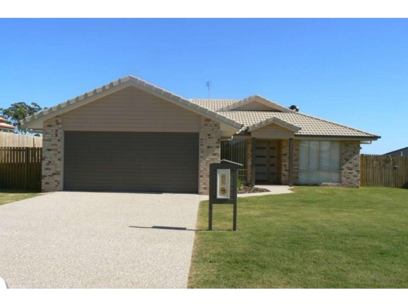 42 Picadilly Circuit, Urraween QLD 4655