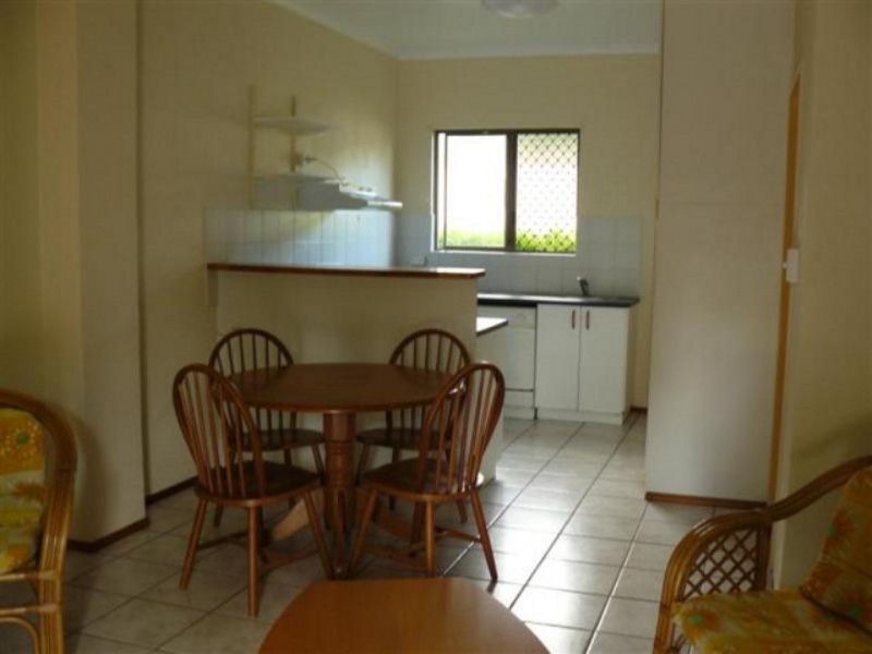 6/445 Esplanade, Torquay QLD 4655