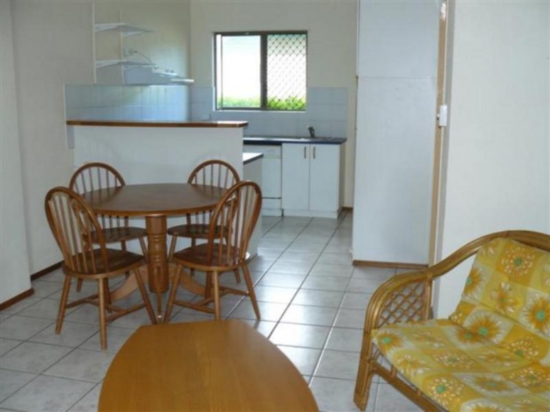 6/445 Esplanade, Torquay QLD 4655