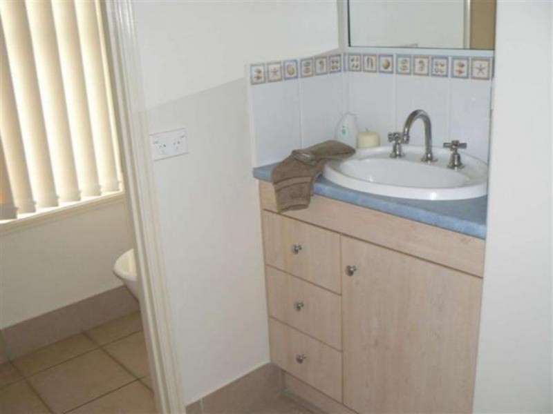 25 Abbey Court, Kawungan QLD 4655