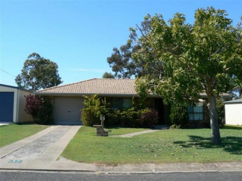 17 Harselaar, Point Vernon QLD 4655