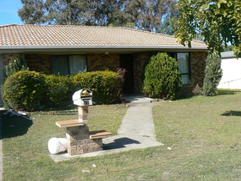 17 Harselaar, Point Vernon QLD 4655