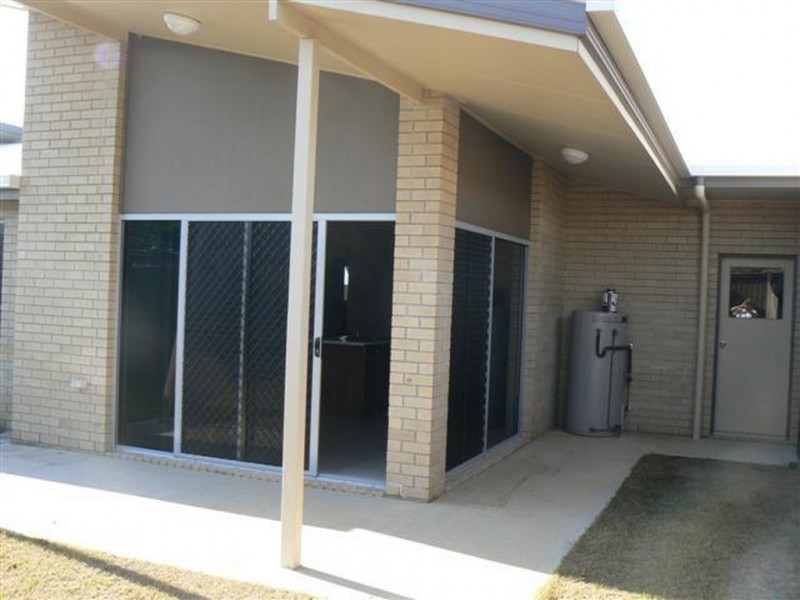 UNIT 6, 1 URRAWEEN RD, Urraween QLD 4655