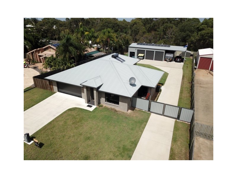 65 Ladbroke Crescent, Urangan QLD 4655