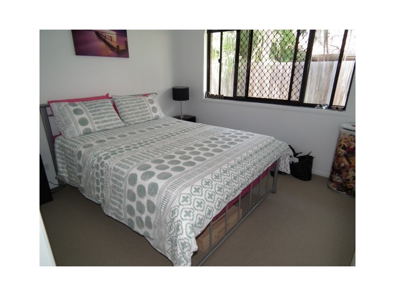 65 Ladbroke Crescent, Urangan QLD 4655