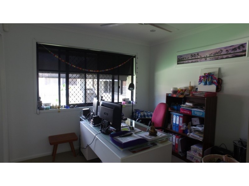 65 Ladbroke Crescent, Urangan QLD 4655