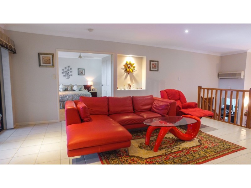 16 Hayman Court, Kawungan QLD 4655