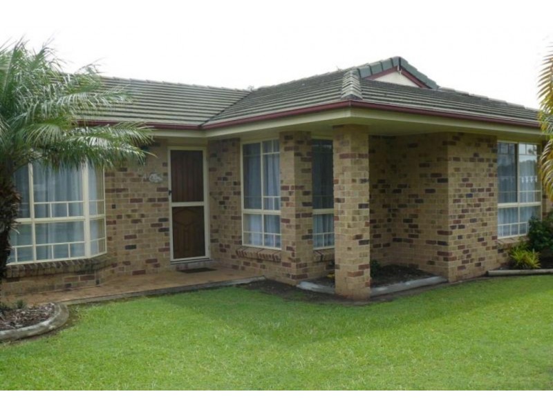 64 Urangan Street, Torquay QLD 4655