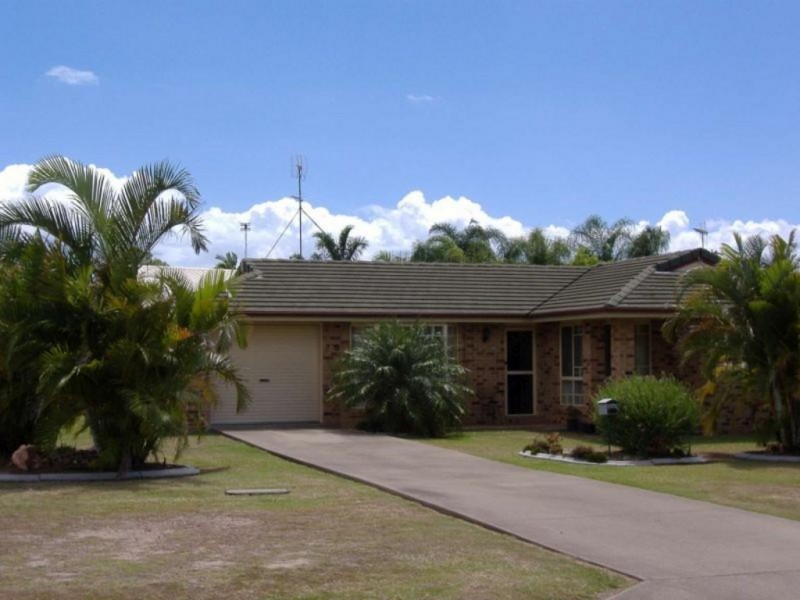 64 Urangan Street, Torquay QLD 4655