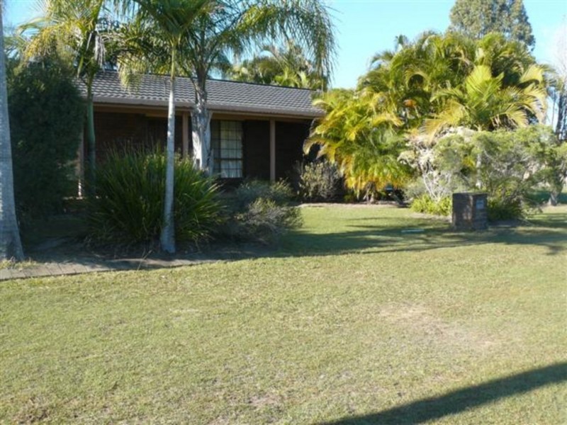 28 Paul Dr, Point Vernon QLD 4655