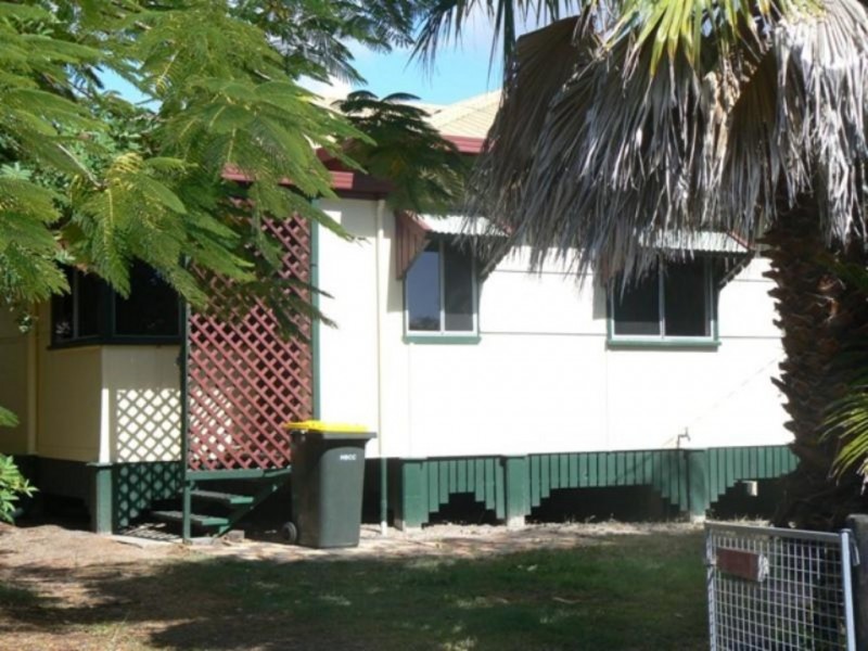 16 Mary Street, Scarness QLD 4655