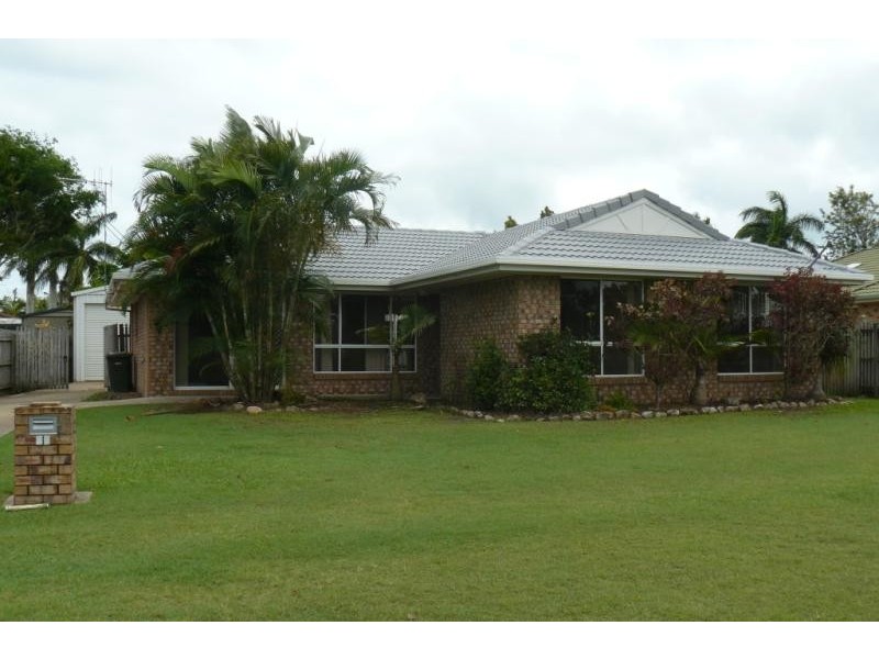 19 Warrego Drive, Point Vernon QLD 4655