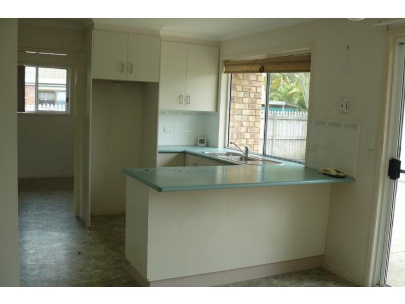 19 Warrego Drive, Point Vernon QLD 4655