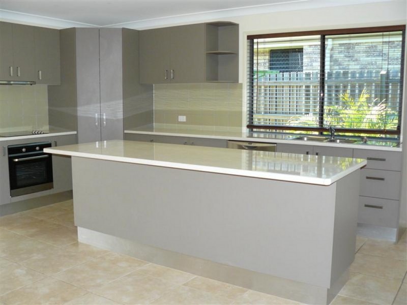 65 Yarrilee Circuit, Urraween QLD 4655