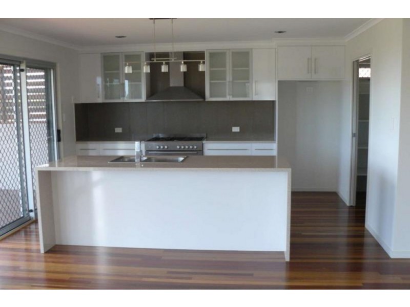 40 Petrel Avenue, River Heads QLD 4655