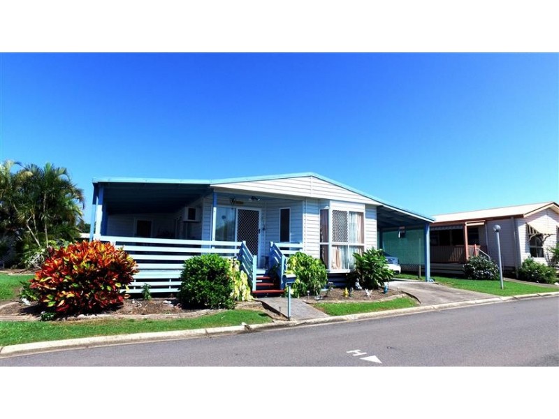 90 Cherry Street, Eli Waters QLD 4655
