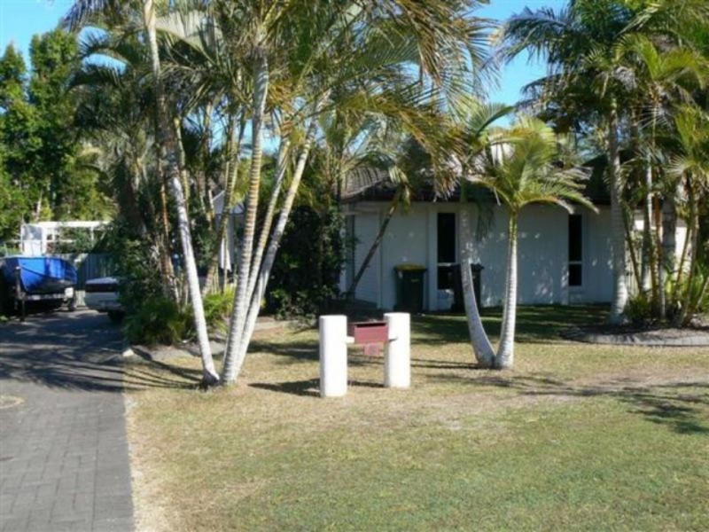 5 Gatakers lane, Point Vernon QLD 4655