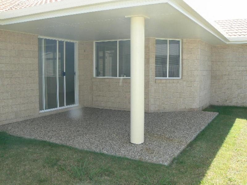 8 Chelsea Court, Urraween QLD 4655