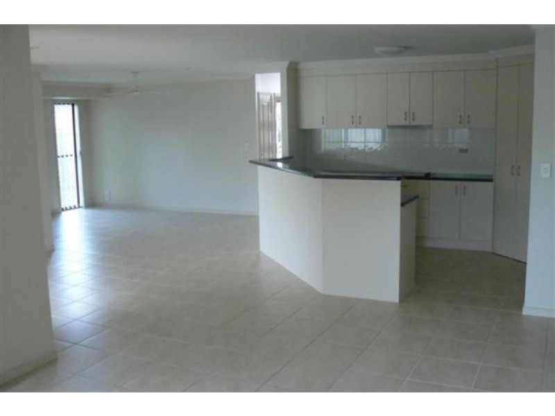 58 Pembridge Circuit, Urraween QLD 4655