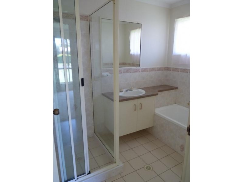 35 Ironbark, Kawungan QLD 4655
