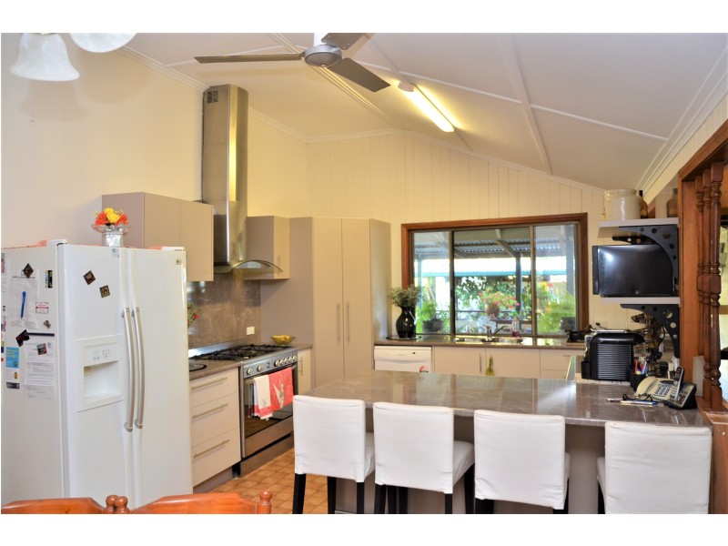 276 Condor Drive, Sunshine Acres QLD 4655