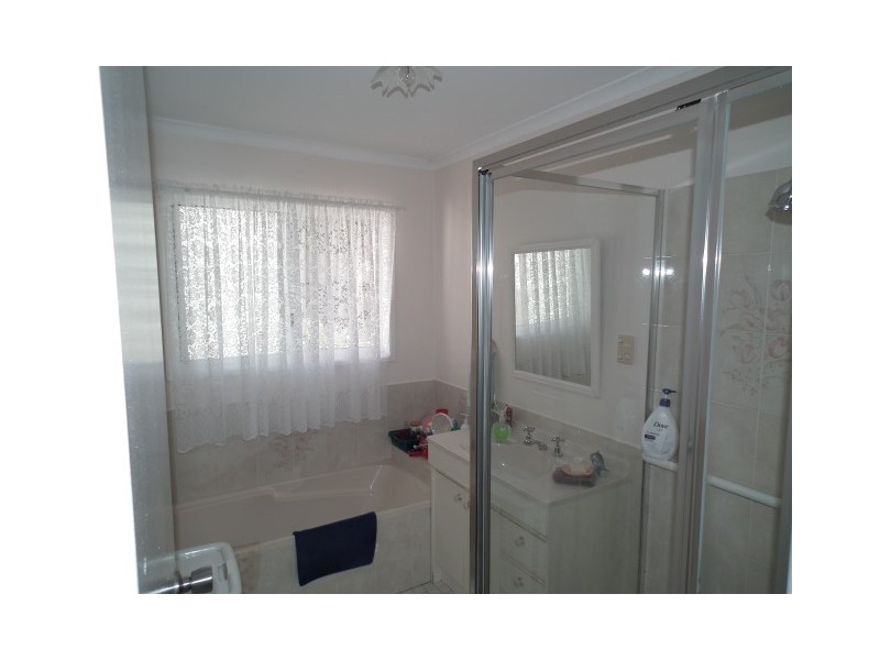 3 Morobe, Kawungan QLD 4655