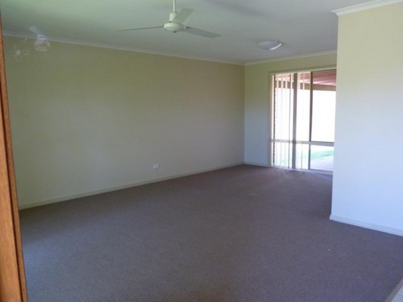 26 Parkway Drive, Scarness QLD 4655