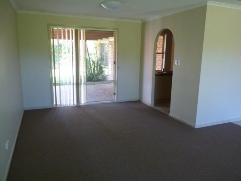 26 Parkway Drive, Scarness QLD 4655