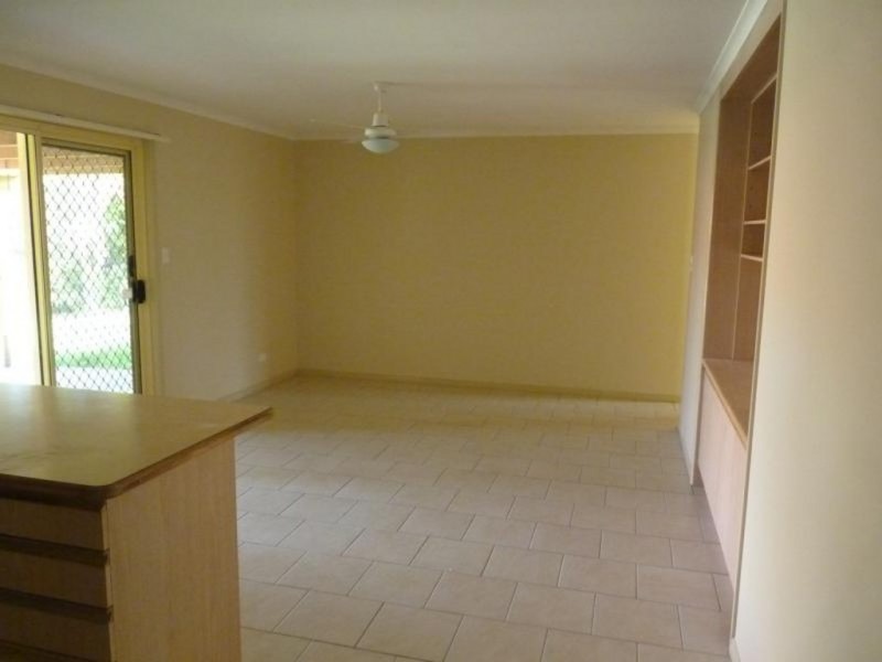26 Parkway Drive, Scarness QLD 4655