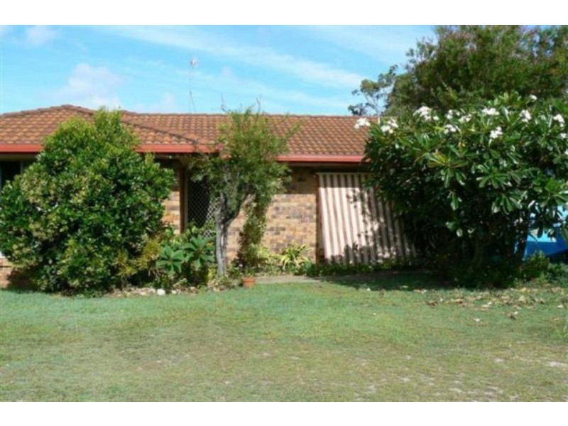 28 Kululu Crescent, Scarness QLD 4655