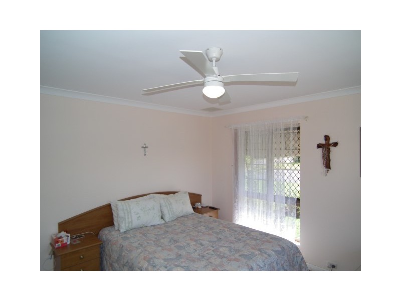 32 Hansen Street, Urangan QLD 4655