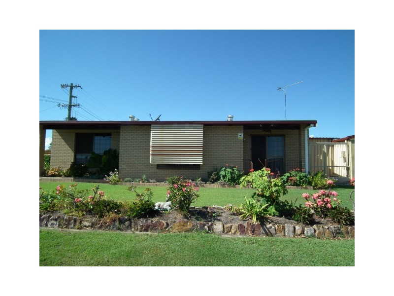 32 Hansen Street, Urangan QLD 4655