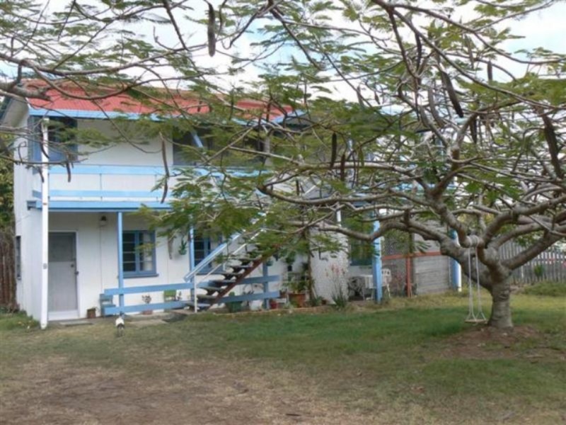 Unit 2/21 Cunningham Street, Torquay QLD 4655