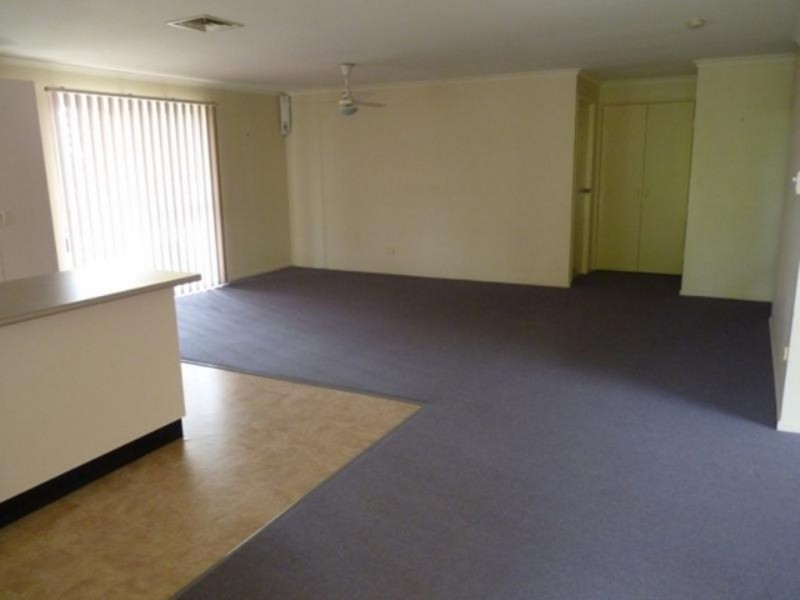 2/40 IAN AVENUE, Kawungan QLD 4655