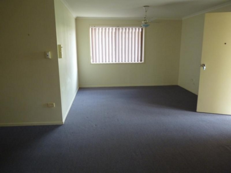 2/40 IAN AVENUE, Kawungan QLD 4655