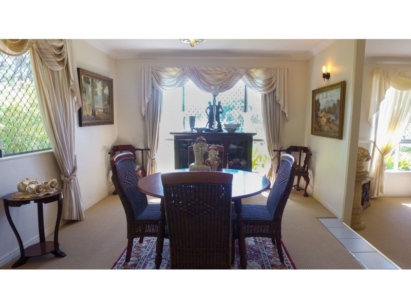 55 Ladbroke Crescent, Urangan QLD 4655