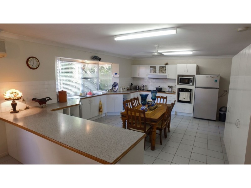 55 Ladbroke Crescent, Urangan QLD 4655