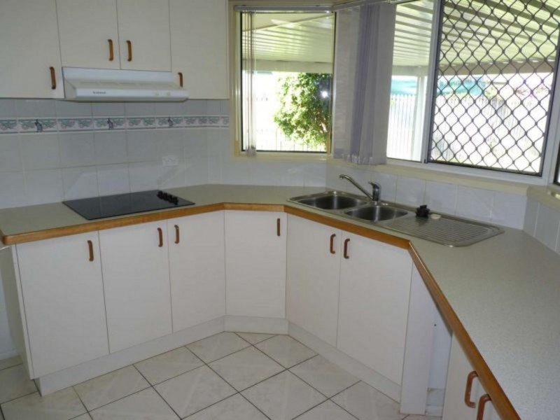 5 Rialto Court, Urangan QLD 4655