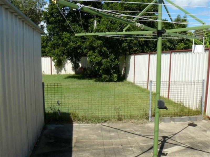 47 King, Urangan QLD 4655